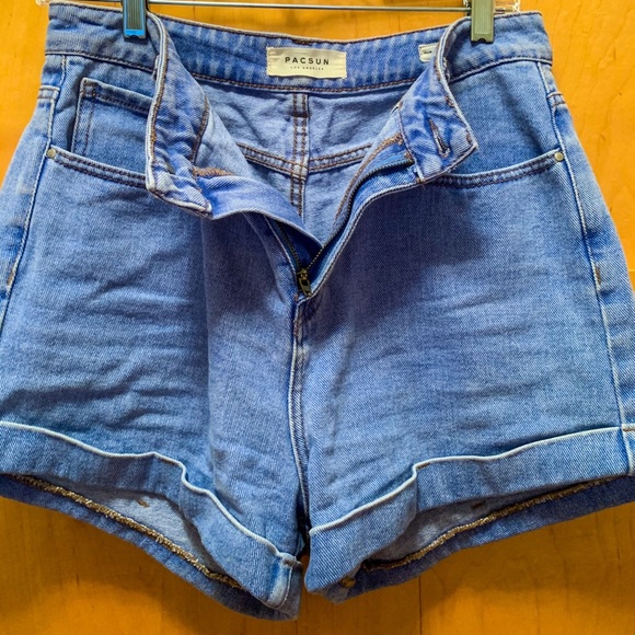 Pacsun Jean Shorts - Picture 3 of 5